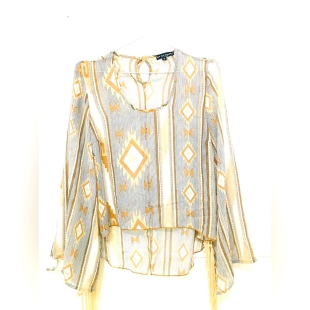 See You Next Monday Boho/ Festival TopSpectacular. Ptp 19, front 19, back 23